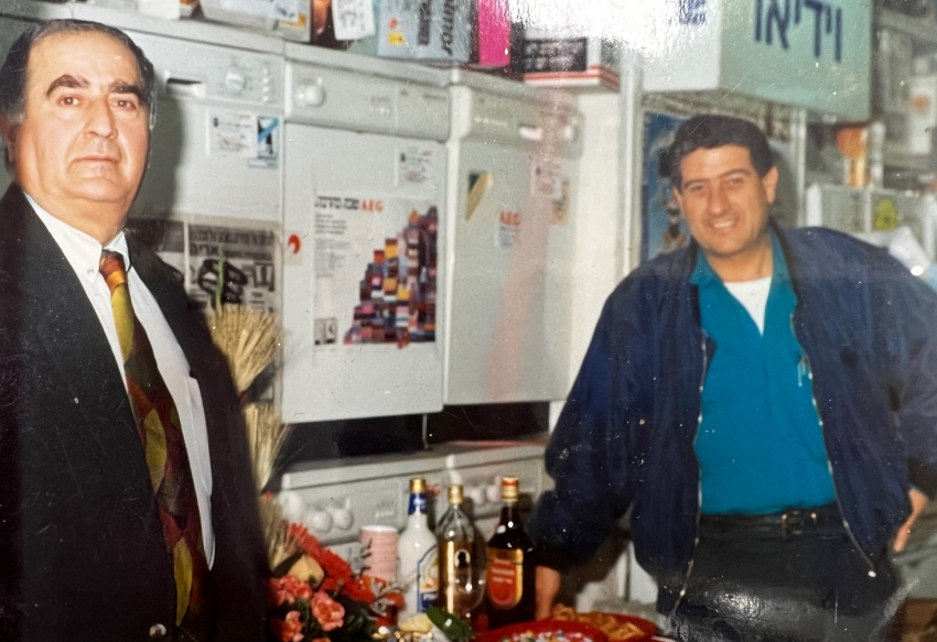 היו זמנים. אריה ואברהם חמו (צילום: פרטי)