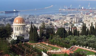 הגנים הבהאיים (צילום: Michael Paul Gollmer, CC BY-SA 3.0 ויקישיתוף)