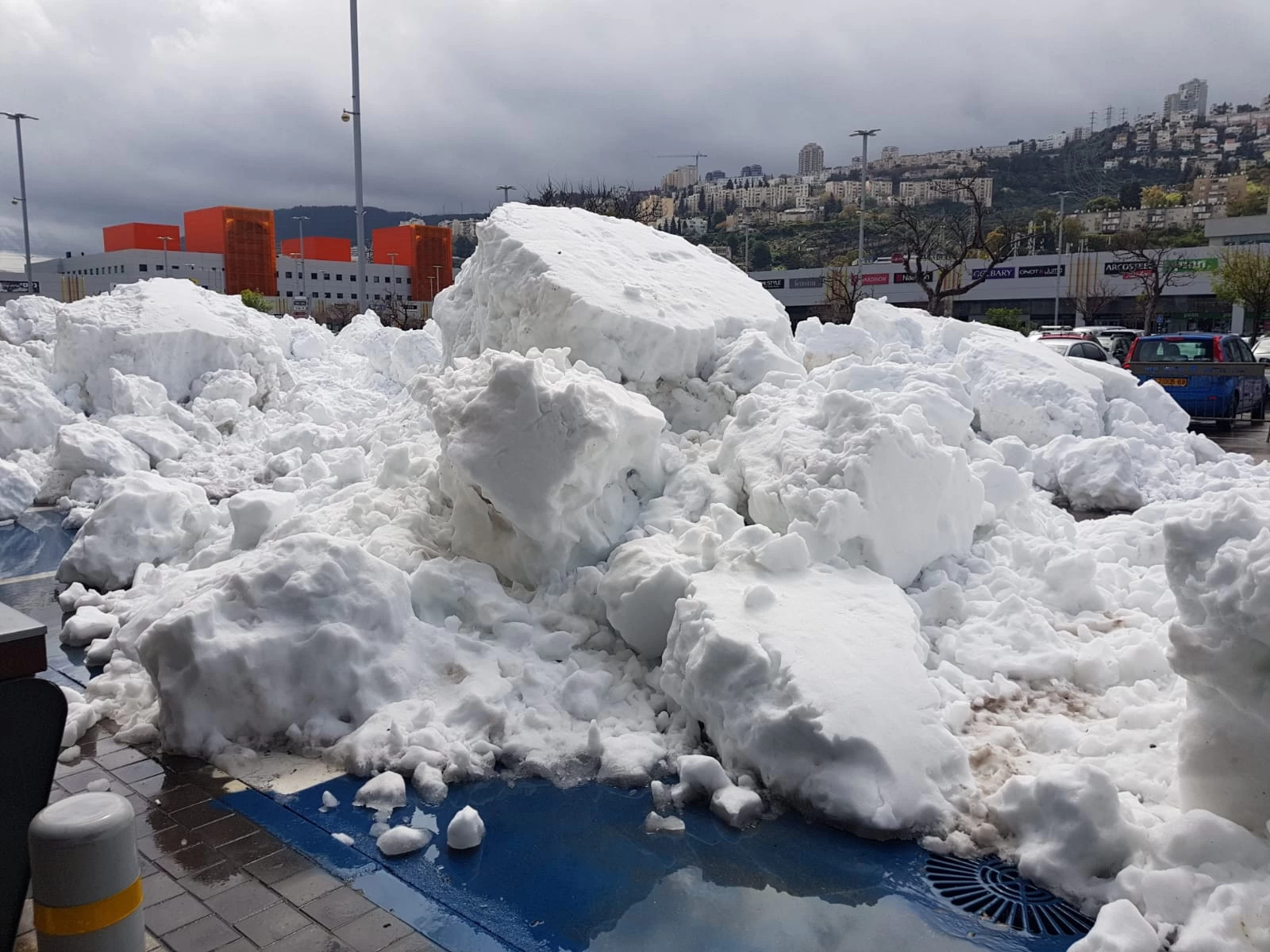 הר השלג במתחם מבנה (צילום: בועז רפאלי)