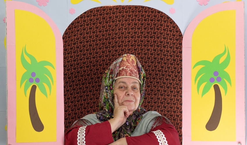 "התבוננות בתא המשפחתי ובפערי התרבות". מתוך סרטה של מישל בוגינסקי (צילום: המרכז האקדמי ויצו)
