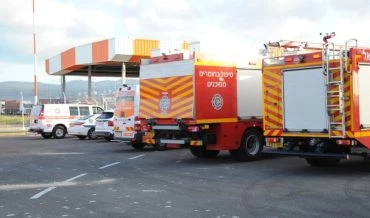 דליפה של חומר מסוכן בנמל המפרץ (צילום: דוברות כבאות והצלה מחוז חוף)