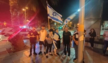 הפגנה בכניסה לרמב"ם מחאה על אשפוזו של דאוד זביידי (צילום: חדשות NWS)