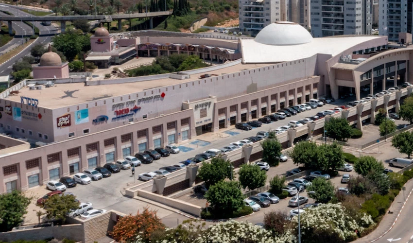 מרכז קסטרא (צילום: מיכה בריקמן)