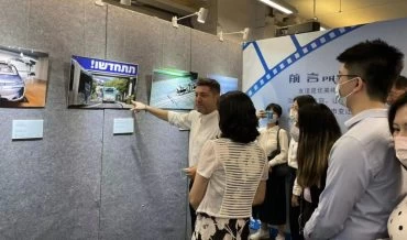 צילומים של תלמידי חוגים בתערוכה בסין (צילום: הקונסוליה הישראלית בגואנגז'ו