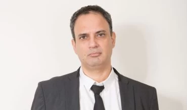 עו"ד אריאל יום טוב (צילום: דניס גרצקיס)