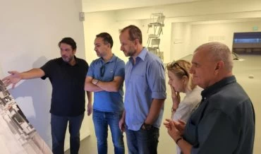 מנכ"ל משרד התרבות והספורט רז פרויליך בביקור במוזיאוני חיפה (צילום: דוברות משרד התרבות והספורט)