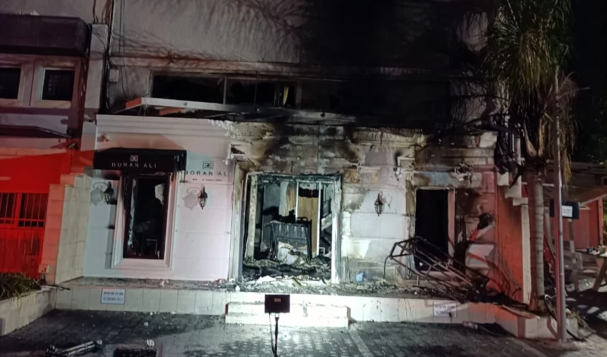 שריפה בדירת מגורים בקרית ביאליק (צילום: דוברות כבאות והצלה חוף)