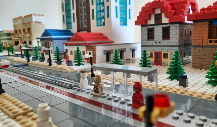 תערוכת אספני לגו (צילום: עמוד הפייסבוק IsraeLUG - Israel Lego Users Group)