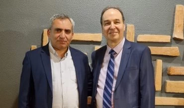השר זאב אלקין עם ד"ר שלמה נס (צילום: הפורום הכלכלי לקידום חיפה)