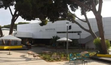 בית הרוח והרעות בקמפוס מדעי הרוח והחברה (צילום: בית הספר הריאלי)