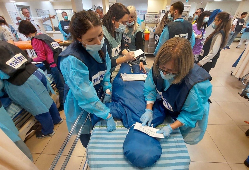 צוותי המלר"ד במהלך התרגיל (צילום: ירון חזן ואלי דדון)