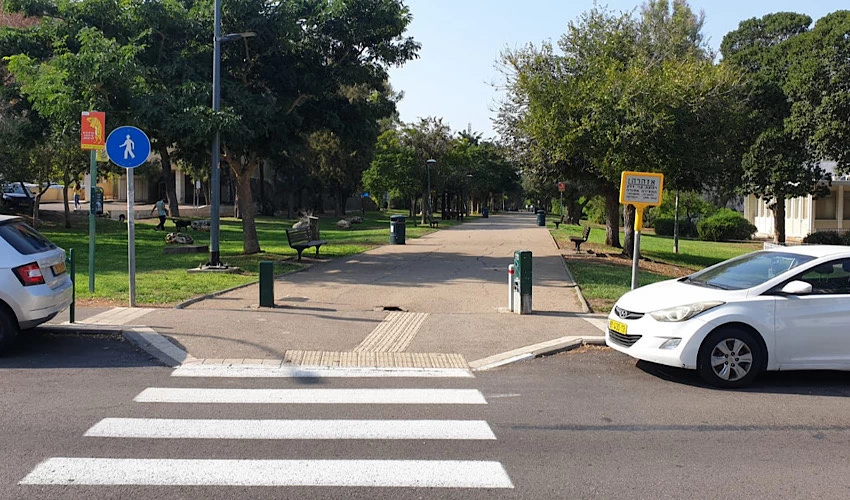 הטיילת בקרית אליעזר (צילום: בועז כהן)