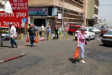 שוק תלפיות (צילום: ירון צור לביא)