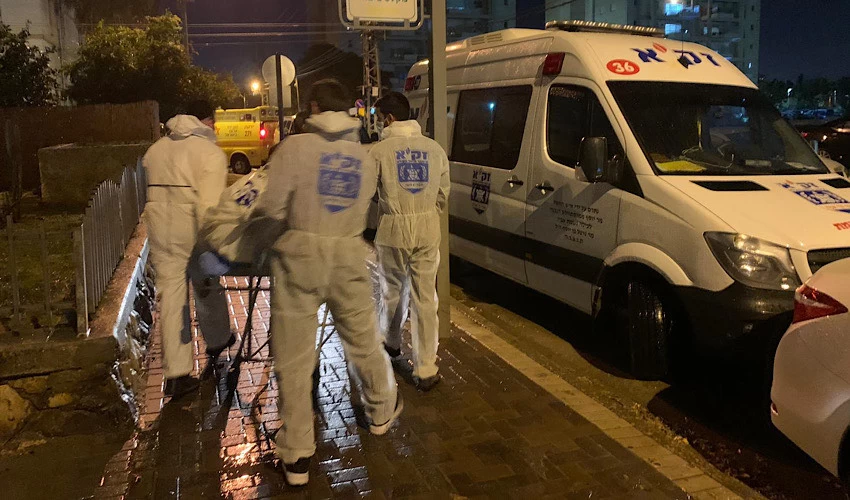 צוות של זק"א (צילום: דוברות זק"א)