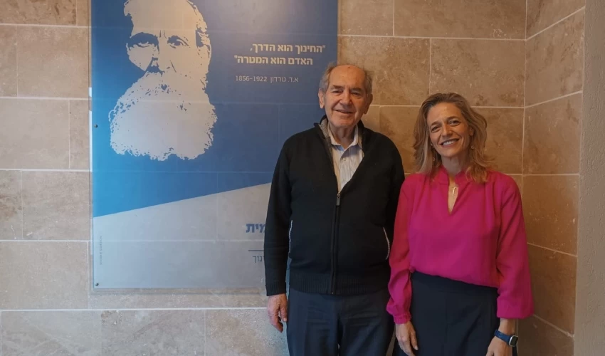 ד"ר שרון אלראי פרייס ופרופ' יחזקאל טלר (צילום: המכללה האקדמית גורדון)